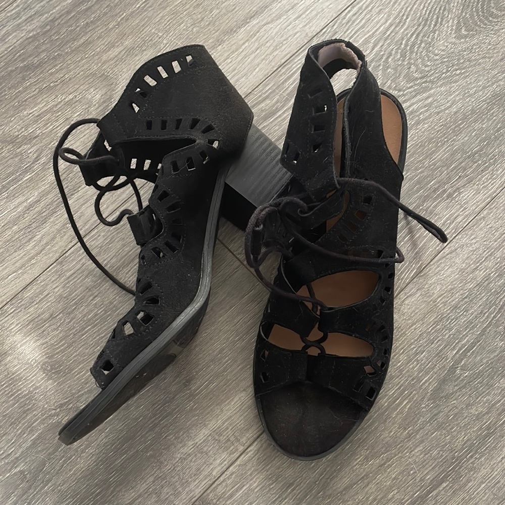 Brash sandals